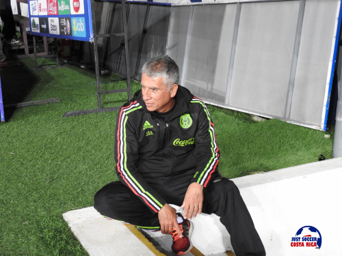 f752f9eb-2cfd-48fb-88a8-6d17796e2c33 rw 1920